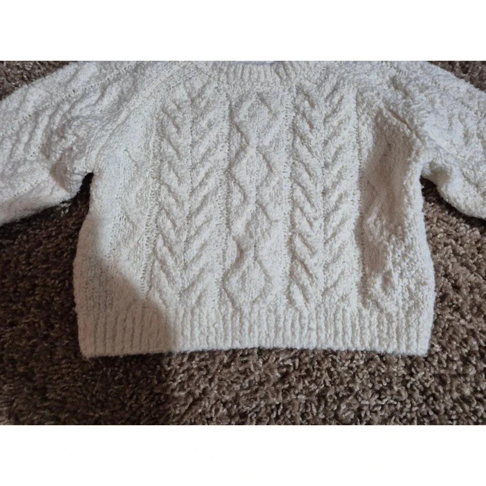 Zara infant sweater size 3-6 months- cream